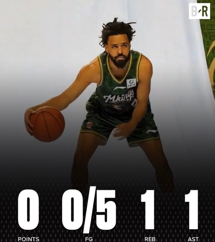 湖人首发阵容调整东契奇与斯玛特携手出战八村海斯助力缺阵的詹姆斯艾顿